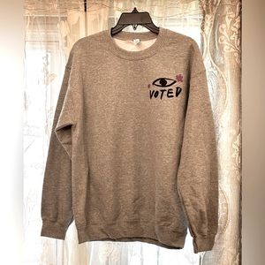 BP I voted gray sweatshirt NWT